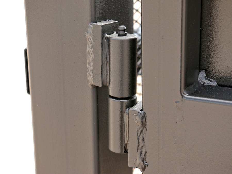 Sealed barrel hinge with grease fitting